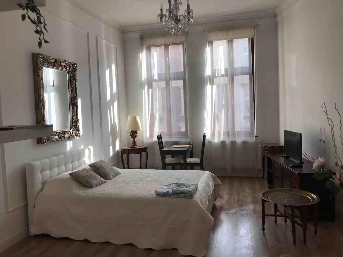 Studio Appartment In Old Town Krakow Bagian luar foto