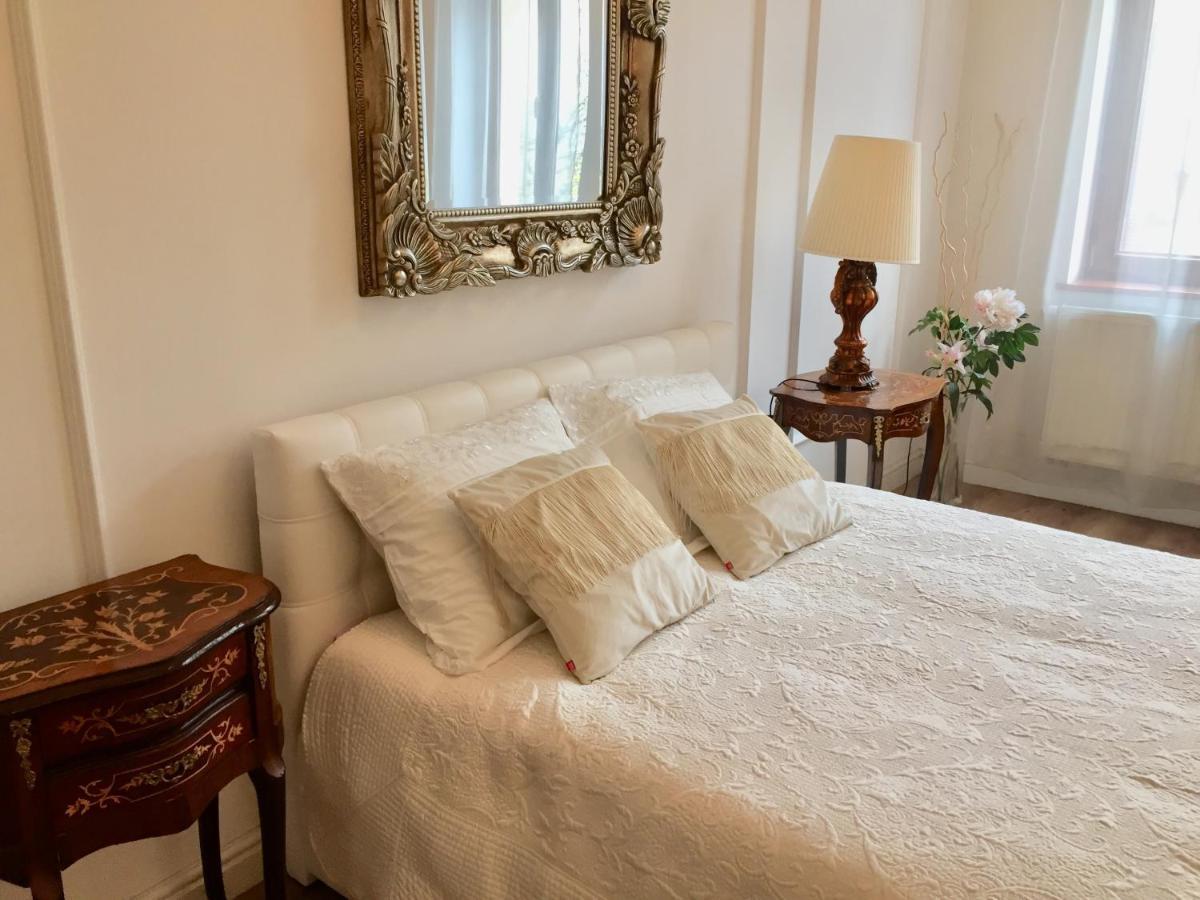 Studio Appartment In Old Town Krakow Bagian luar foto